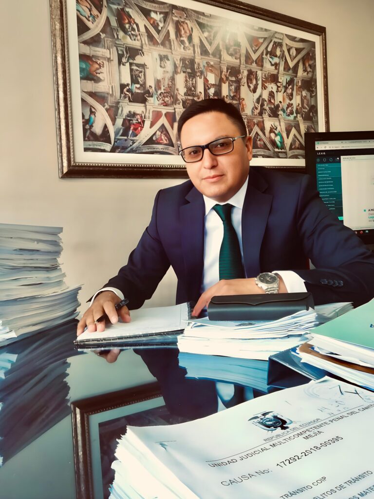 Abg. Leonardo Zurita Serrano